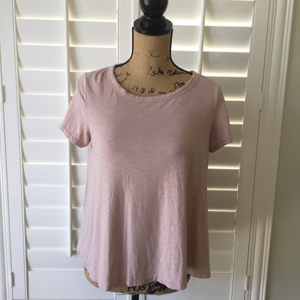 American Eagle swing hem T-shirt